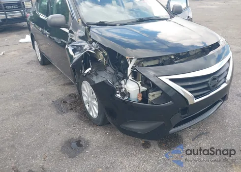 2015 Nissan Versa 1.6 S+ z USA, uszkodzony, nr VIN 3N1CN7AP6FL836297